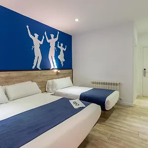 Πανσιόν Casual Blue Μπιλμπάο