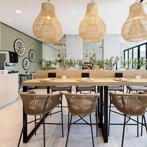 Alameda Centro Affiliated By Meliá 4* Málaga