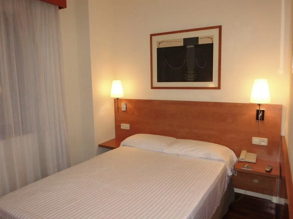 ***  Hotel Chic & Basic Velvet Barcelona España