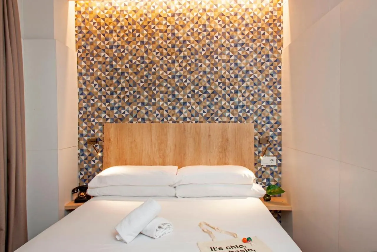 Hotel Chic & Basic Velvet Barcelona 3*,
